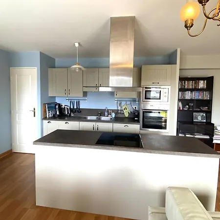 Au Calme Avec Wifi, Balcon, Parking Au Centre De Perros-guirec, A 500m Des Commerces - Fr-1-368-420 * Perros-Guirec