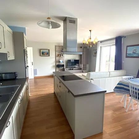 Διαμέρισμα Au Calme Avec Wifi, Balcon, Parking Au Centre De Perros-guirec, A 500m Des Commerces - Fr-1-368-420